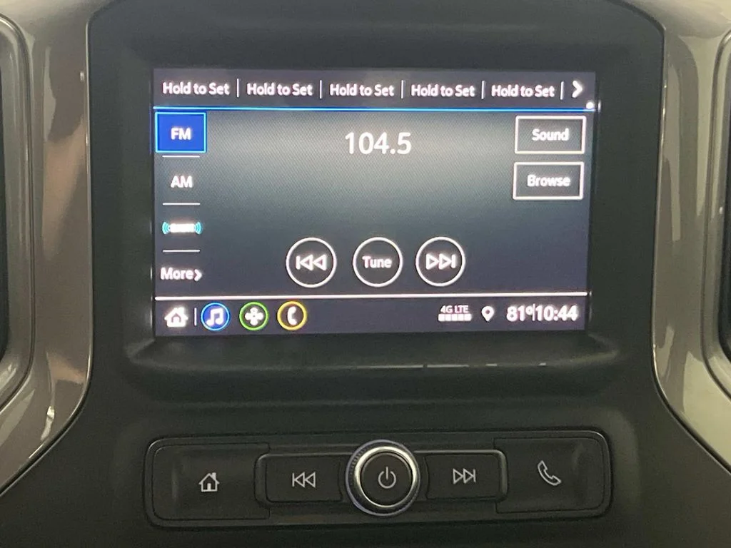 Used 2021 SHADOW GRAY METALLIC Chevrolet Custom image 19