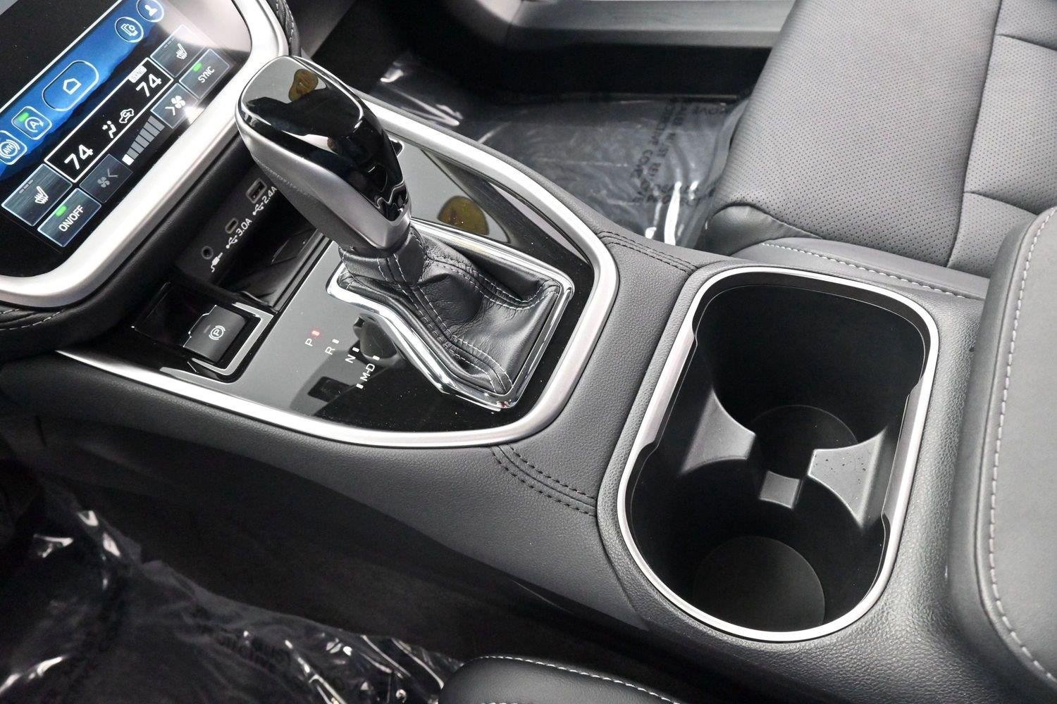 Used 2023 Ice Silver Metallic Subaru Limited XT image 24