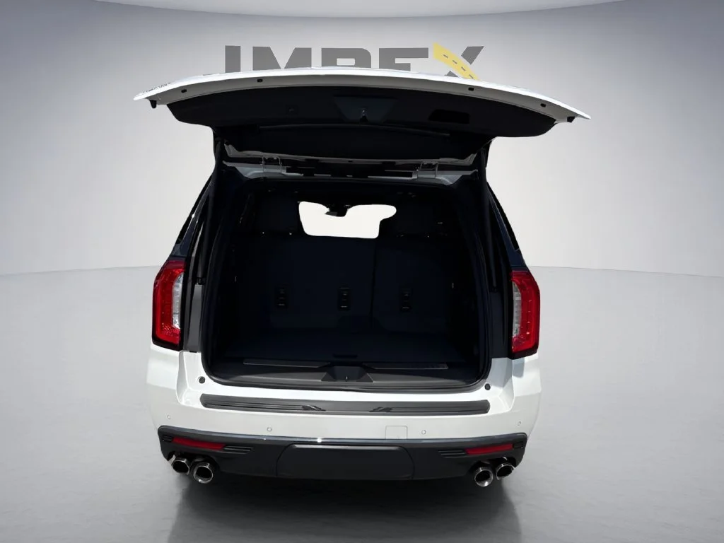 Used 2023 WHITE FROST TRICOAT GMC Denali Ultimate image 31
