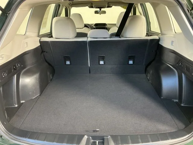 Used 2022 Green Subaru Base image 12