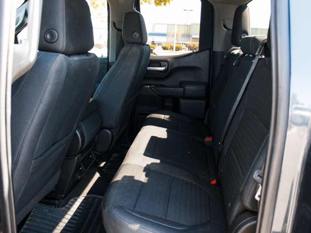 Used 2020 Shadow Gray Metallic Chevrolet LT image 20
