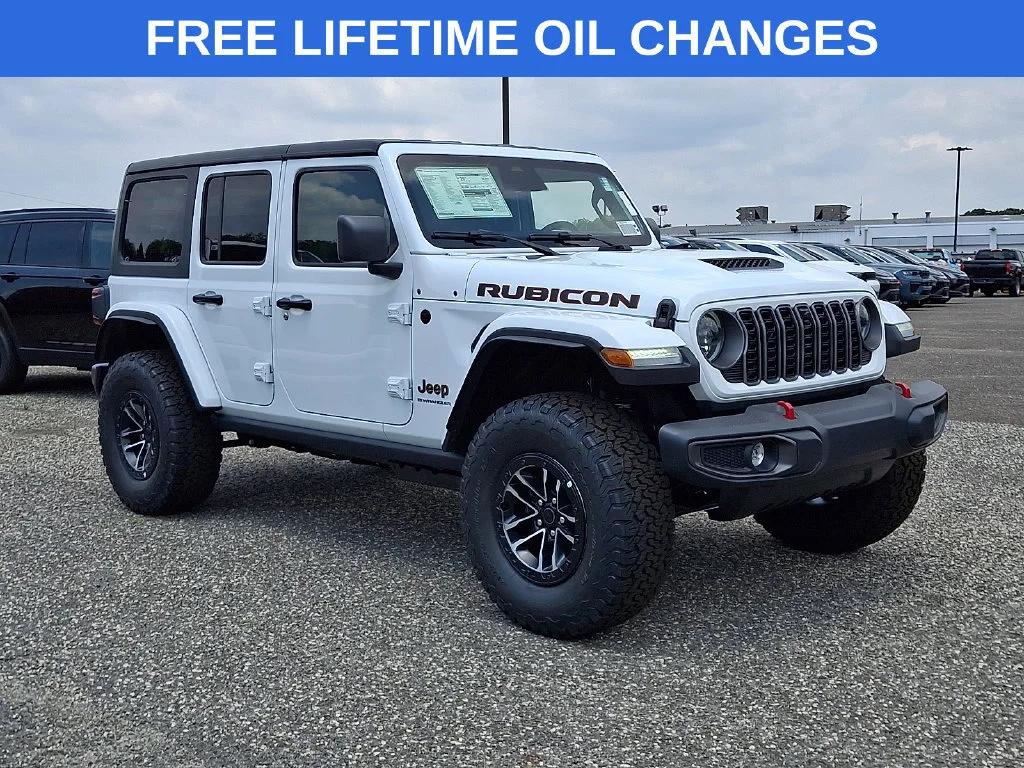 New 2026 Bright White Clear-Coat Exterior Paint Jeep Rubicon image 1