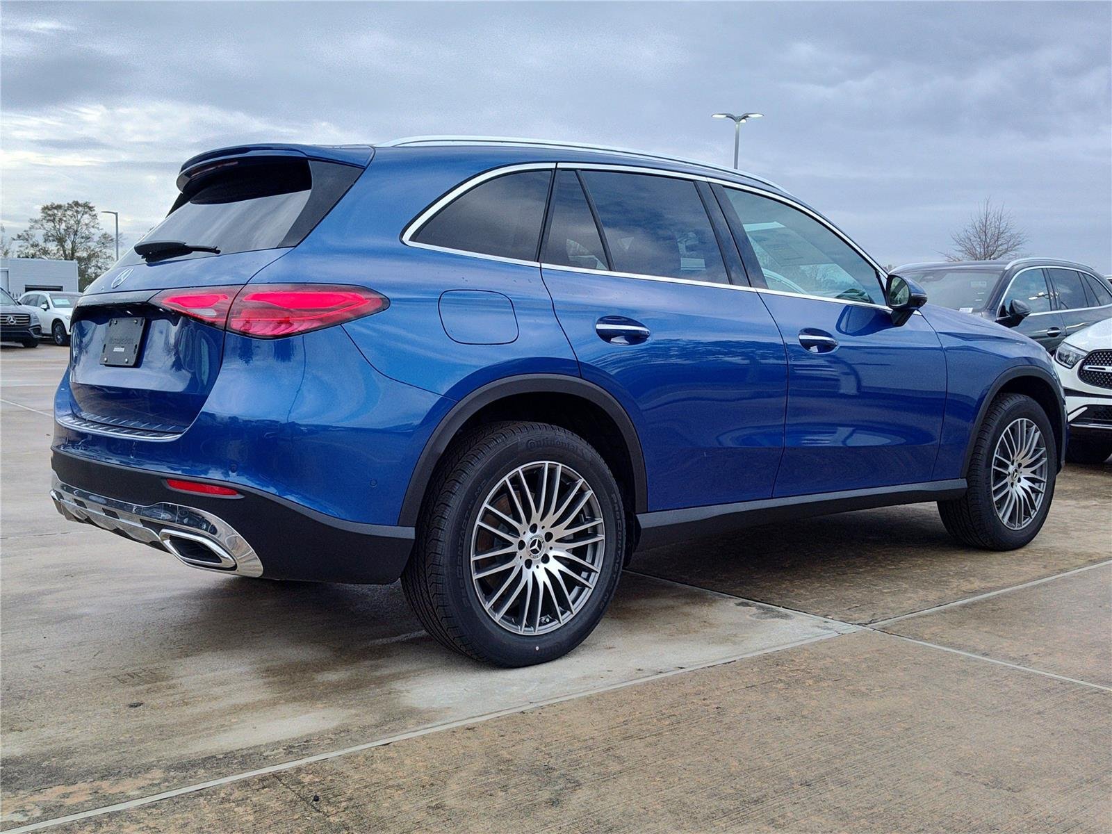 New 2026 Starling Blue Metallic Mercedes-Benz GLC 300 image 4