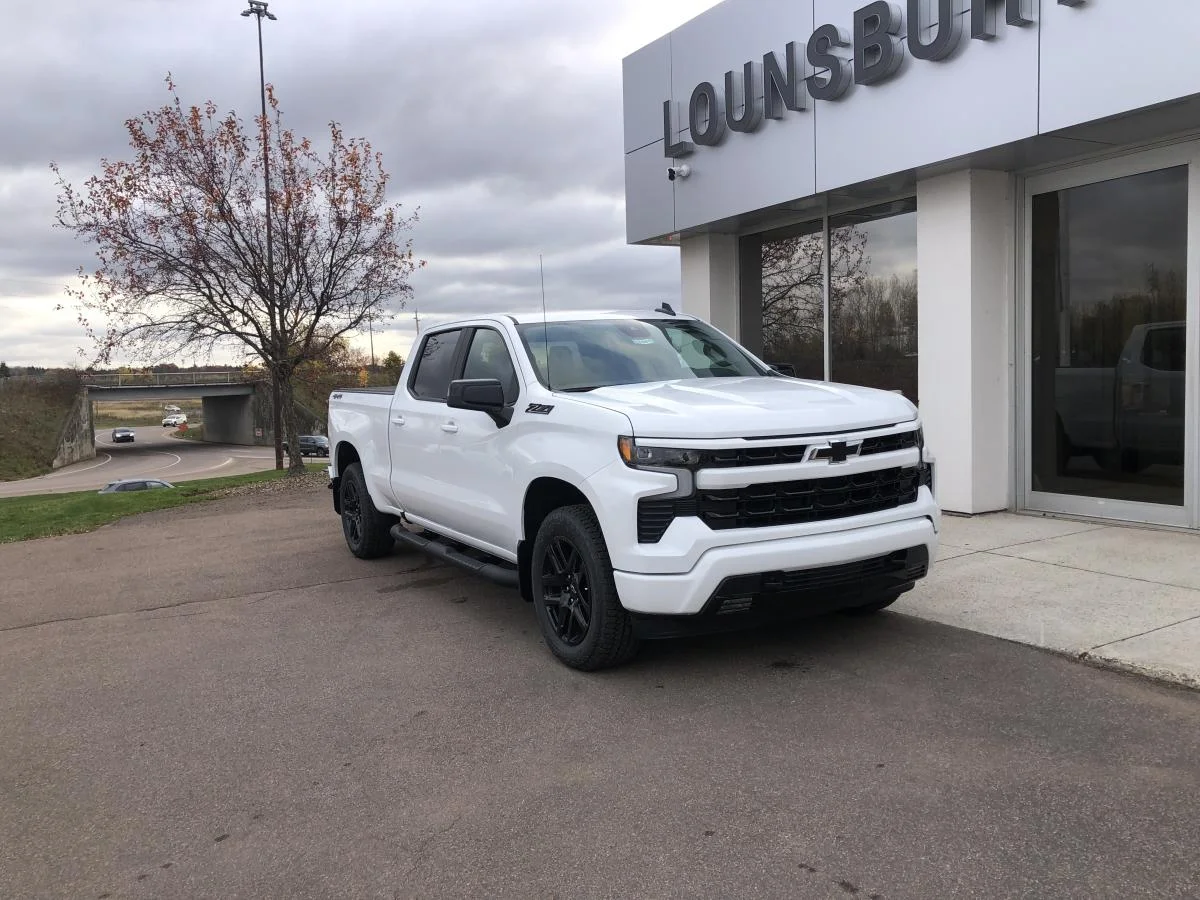 New 2026 White Chevrolet 4WD Crew Cab 157" RST image 1
