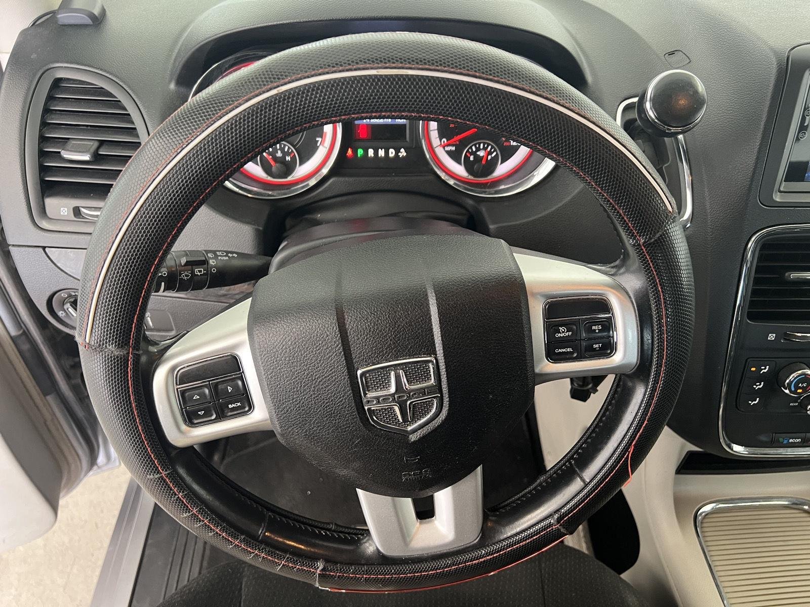 2016 Dodge Grand Caravan SXT - Photo 16