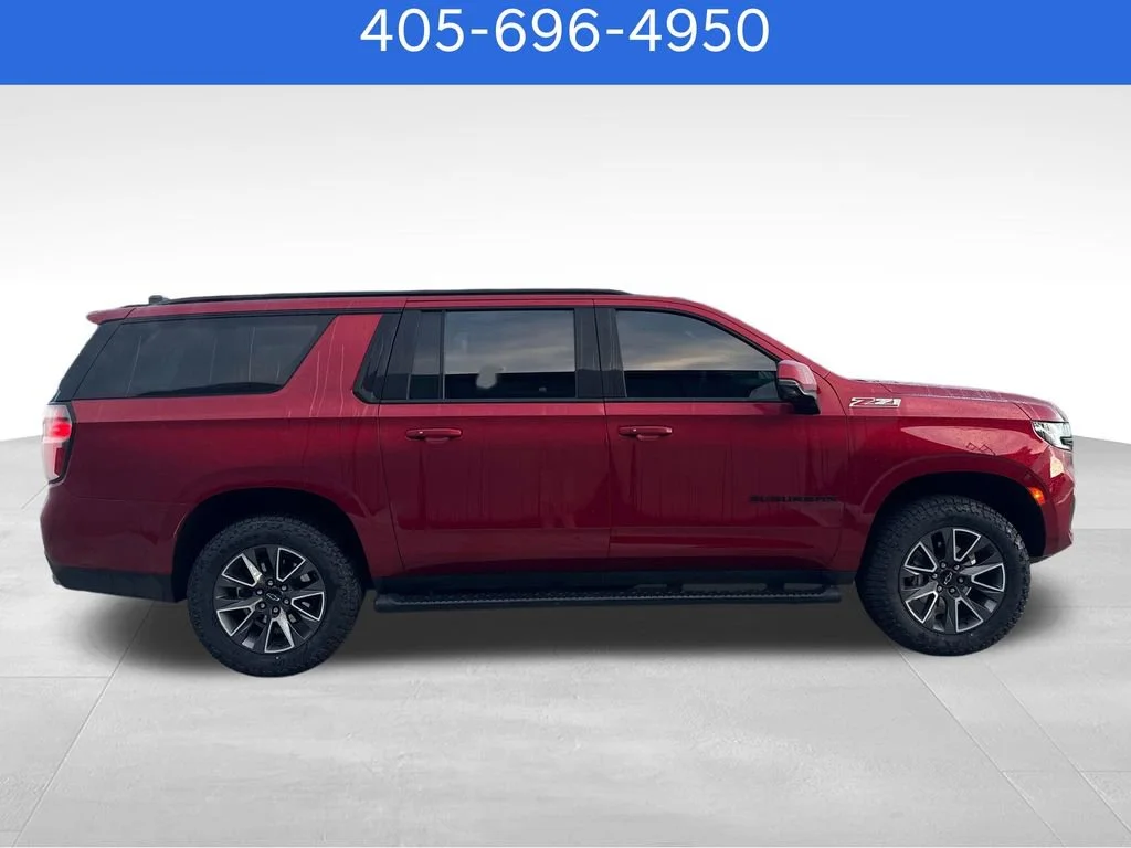 Pre-Owned 2023 Chevrolet Suburban Z71