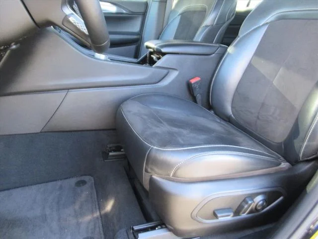 Certified Used 2022 Black Jeep Altitude image 16