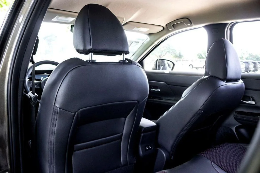 2025 Nissan Kicks SR AWD - Photo 21