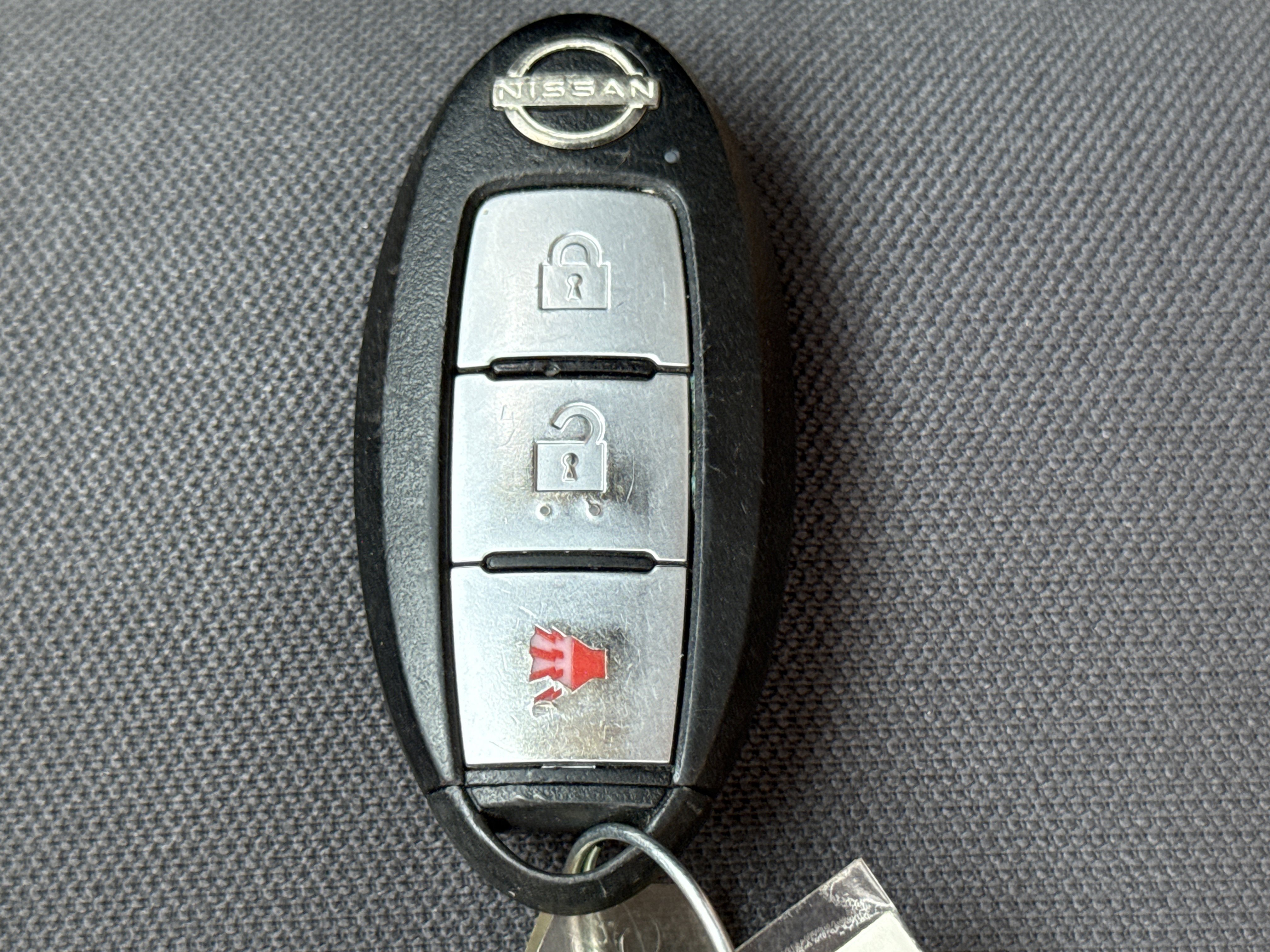 Used 2022 Red Alert Nissan S 4WD image 21