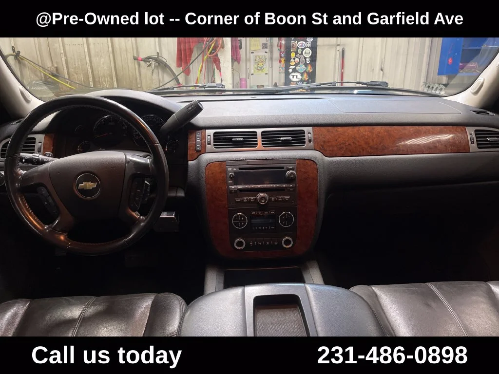 Used 2008 Black Chevrolet LT image 18