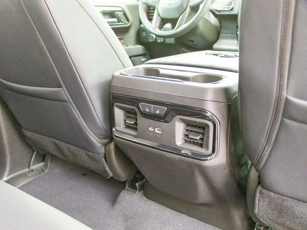 2025 GMC Sierra 1500 AT4 - Photo 42