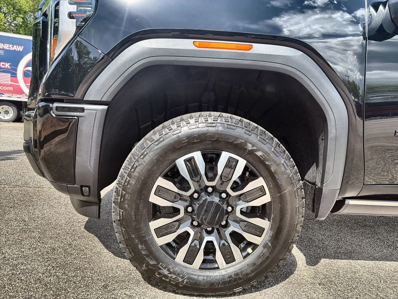 New 2026 Onyx Black GMC Denali Ultimate image 28