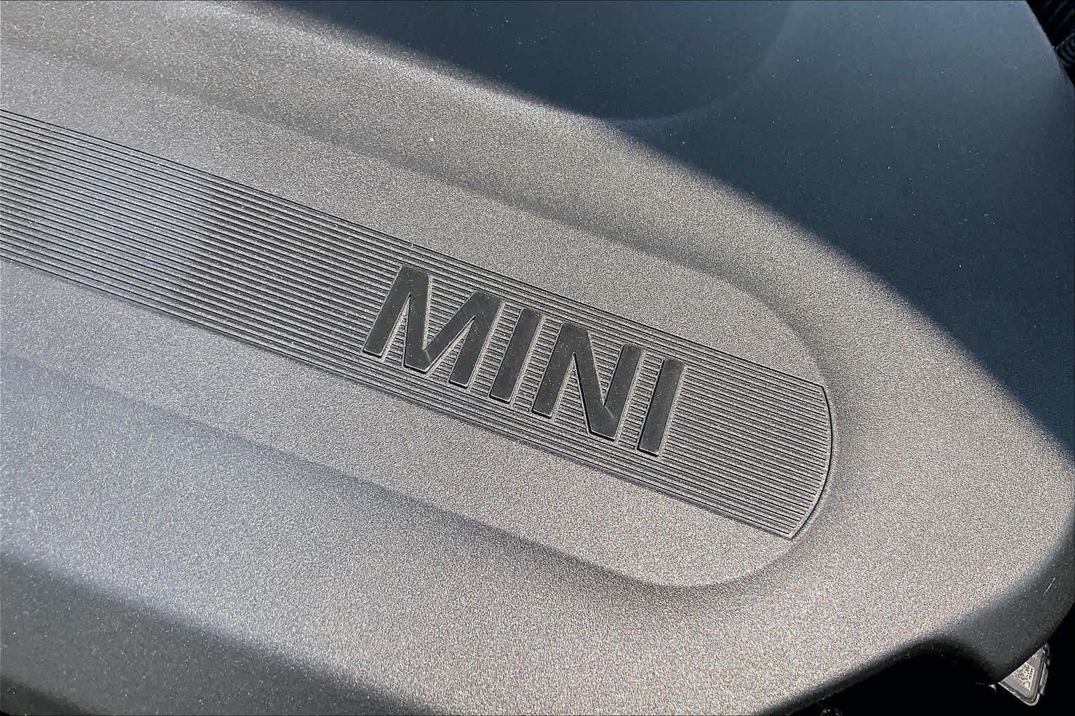 New 2026 Melting Silver III Metallic MINI Signature Plus image 17