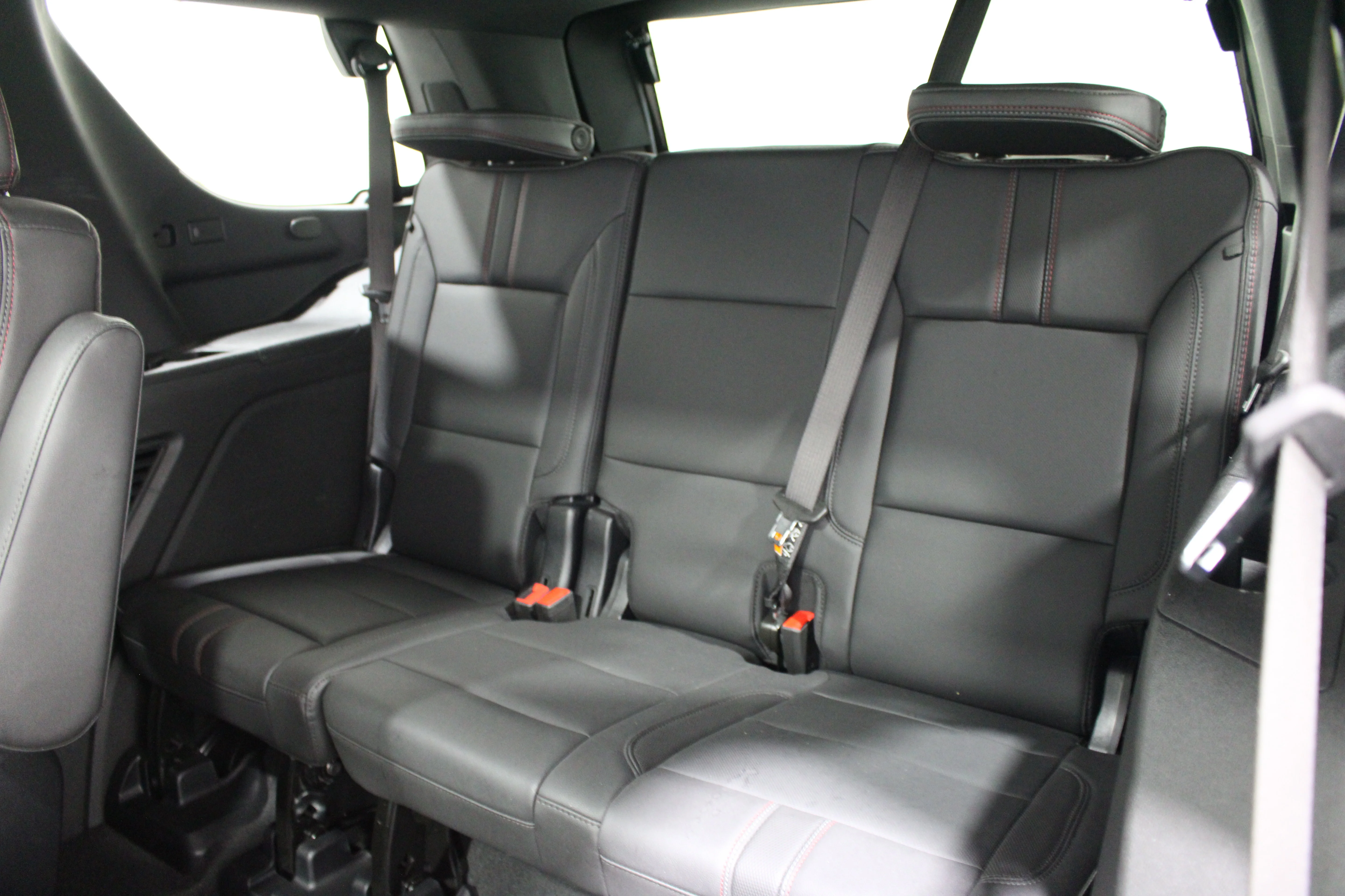 2025 Chevrolet Tahoe RST - Photo 18