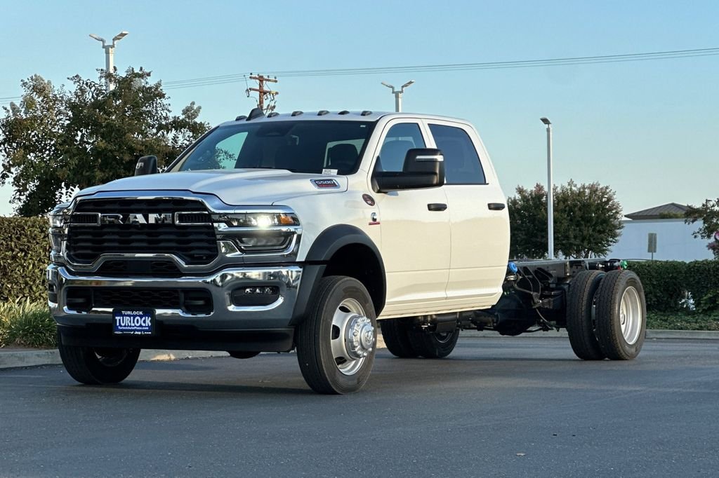 New 2026 Bright White Clear-Coat Exterior Paint RAM Tradesman image 8