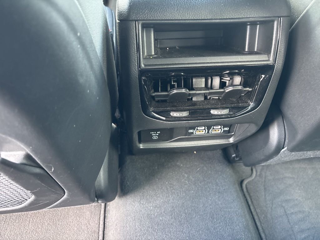 Used 2025 White Jeep Laredo X image 21