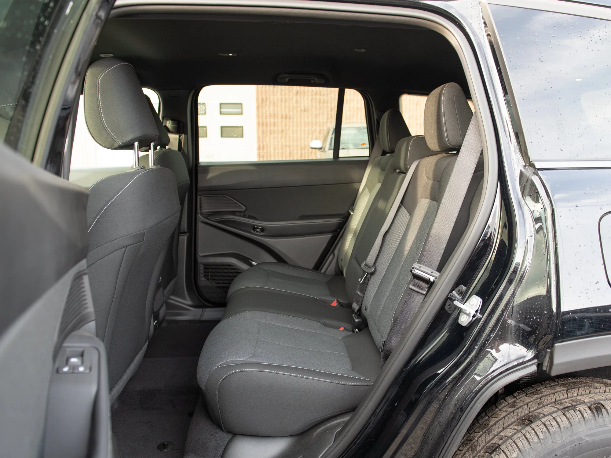 New 2026 Black Jeep Laredo* 4x4 Hybrid, Heated Seats/Wheel, 6.3L/100KMS, Remote Start image 18