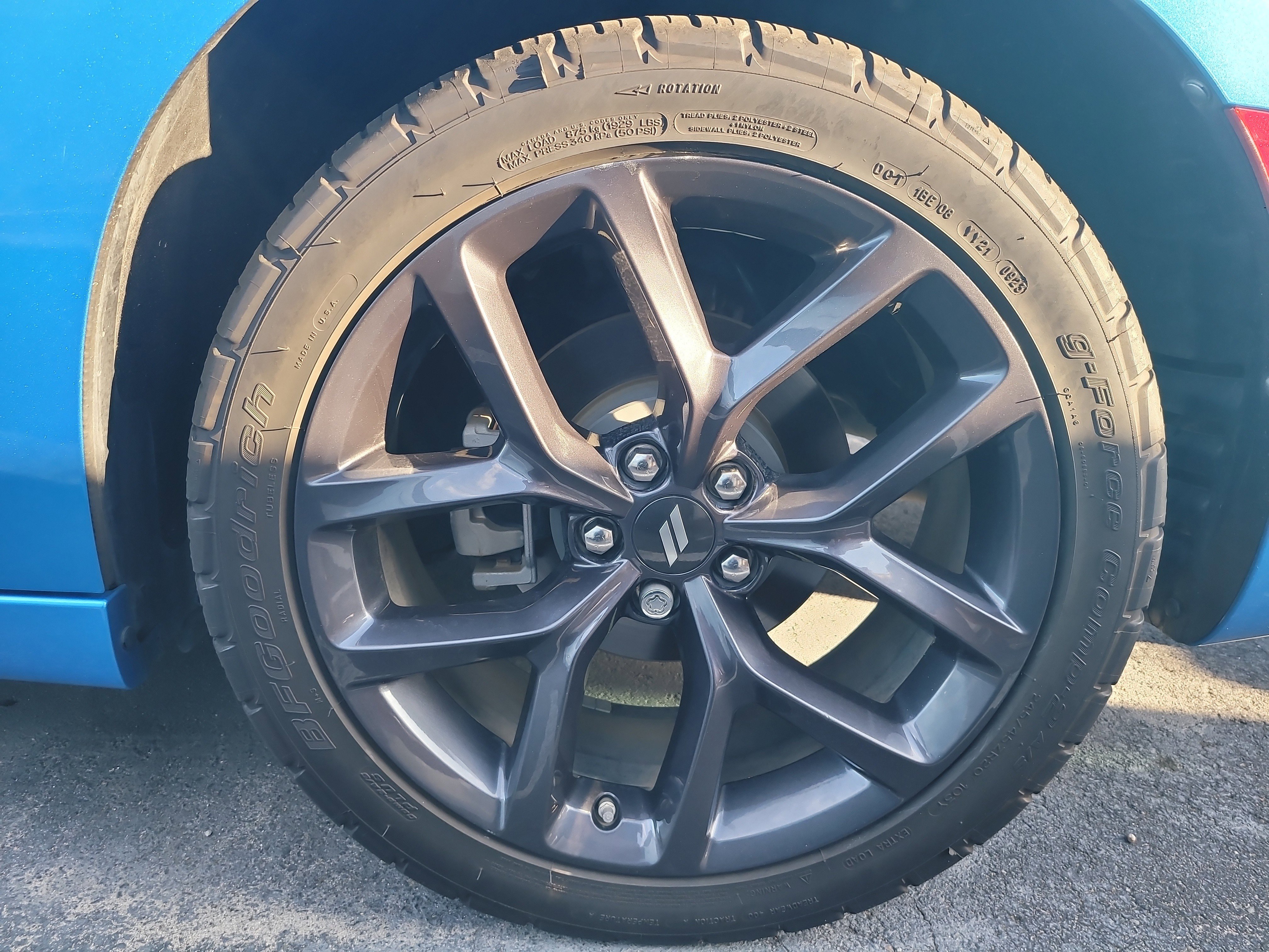 Used 2023 B5 Blue Pearlcoat Dodge SXT image 8