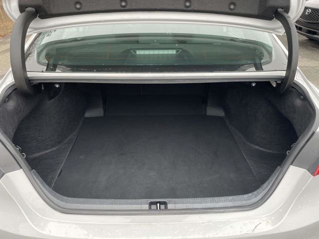 2023 Toyota Camry LE - Photo 8