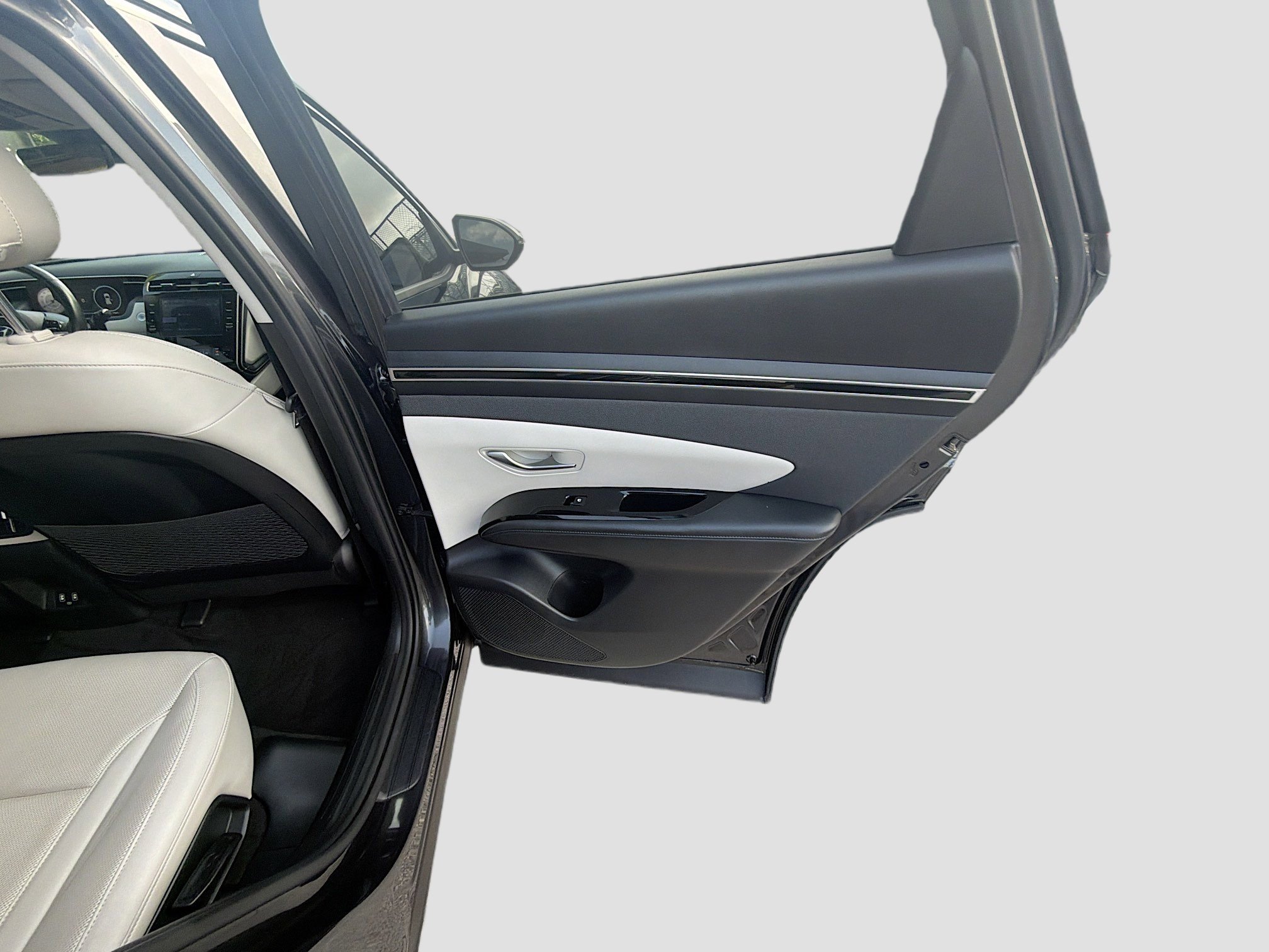 Used 2022 Portofino Gray Hyundai SEL image 28