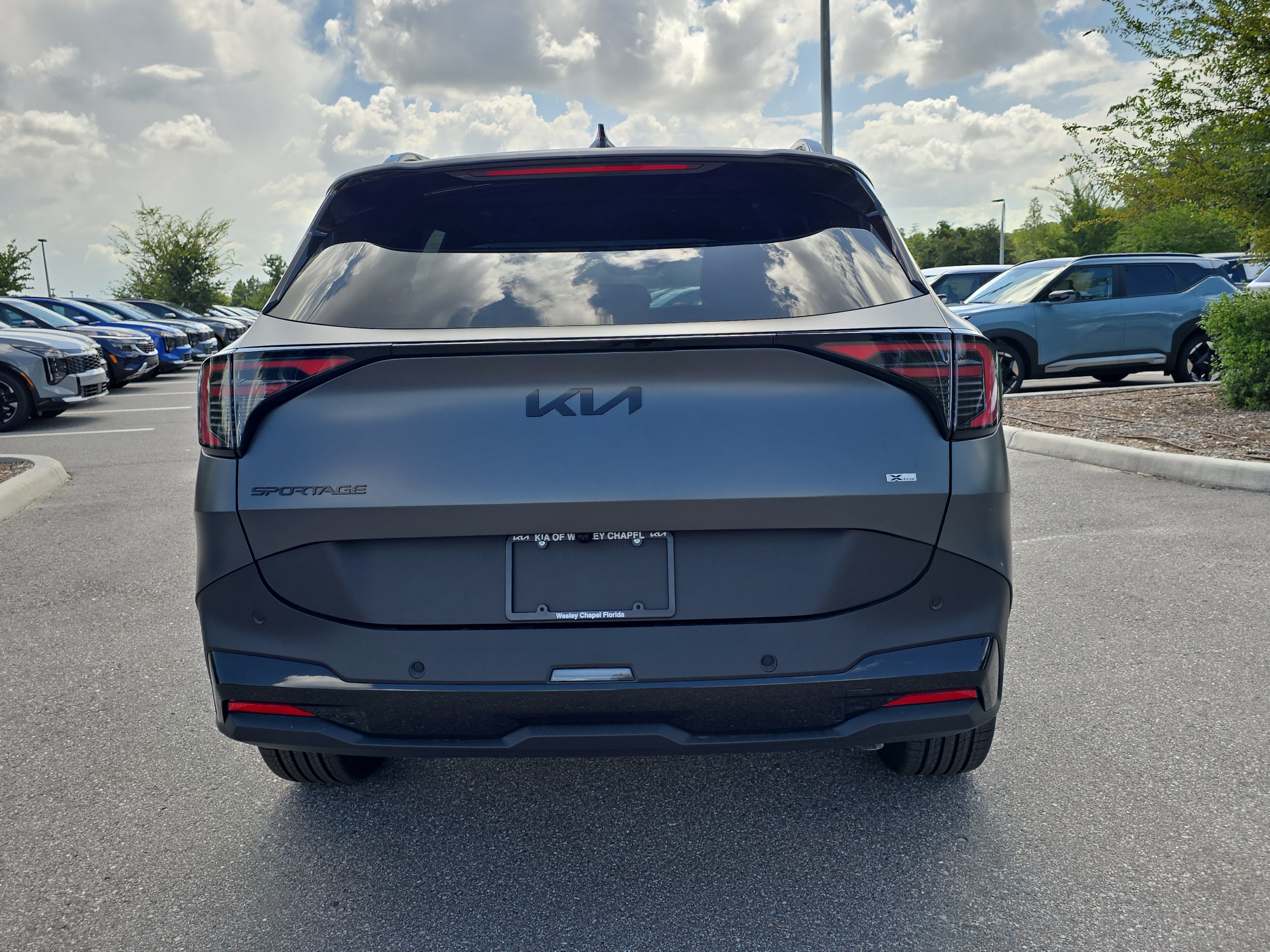New 2026 Shadow Matte Gray Kia X-Line image 7