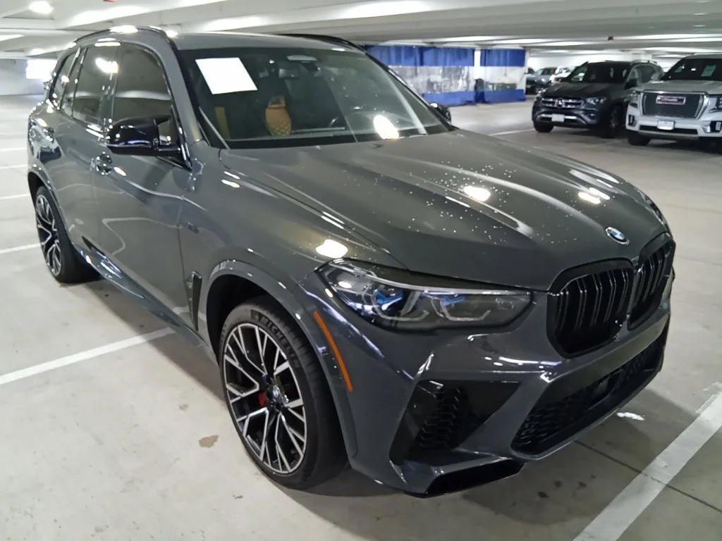 Used 2022 Gray Metallic BMW  image 3