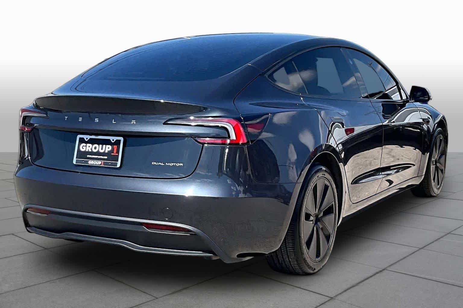 Used 2025 Pearl White Multi-Coat Tesla Long Range image 11