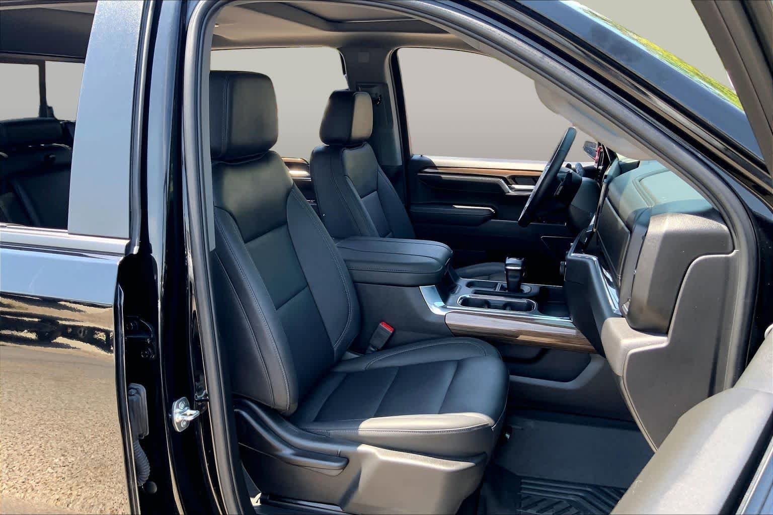Used 2025 Black Chevrolet LT Trail Boss image 9