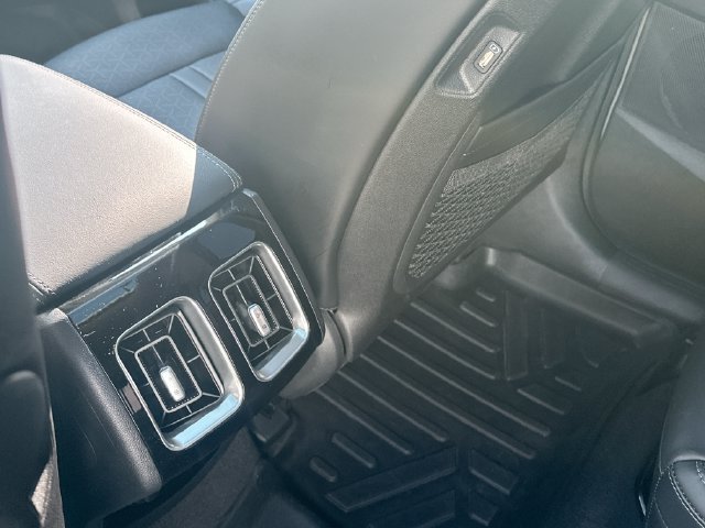 Certified Used 2023 Wolf Gray Kia SX image 27
