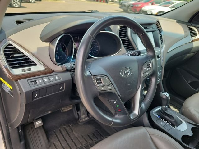 Used 2017 Silver Hyundai 2.4 Base image 10