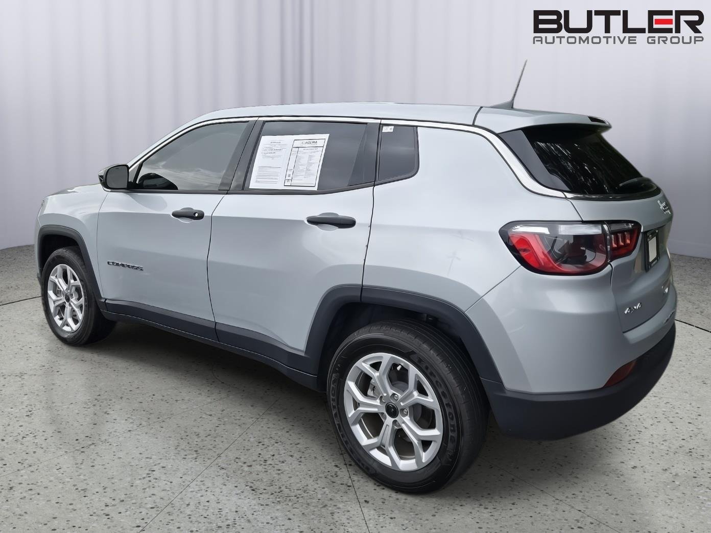 Used 2025 Silver Zynith Metallic Clearcoat Jeep Sport image 7