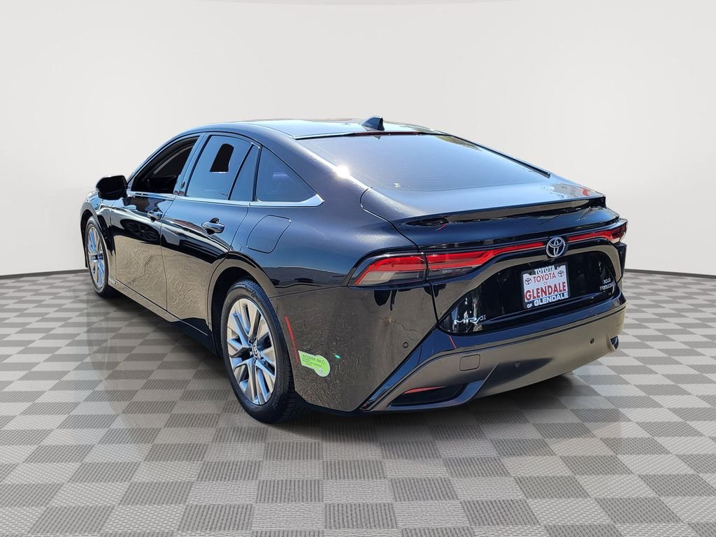 Used 2023 Black Toyota XLE image 3