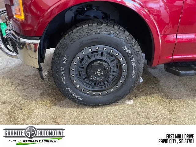 Used 2017 Red Ford Lariat image 31