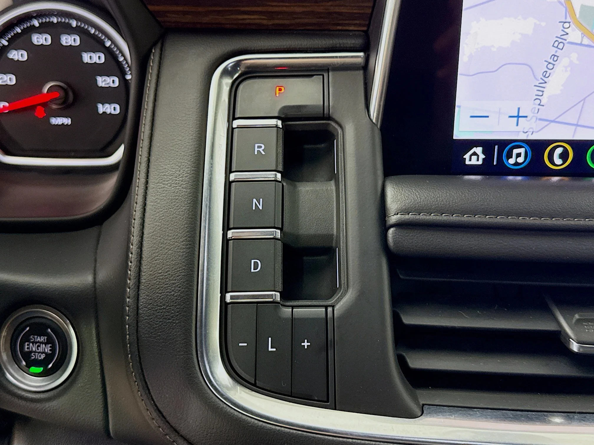 Used 2021 Shadow Gray Metallic Chevrolet High Country image 19
