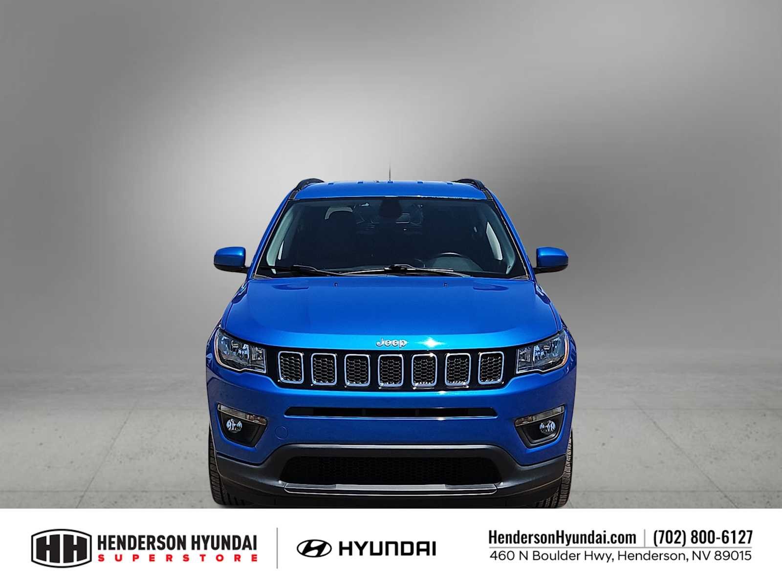 Used 2020 Laser Blue Pearlcoat Jeep Latitude image 3