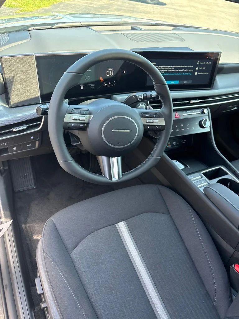 New 2026 Silver Hyundai SEL Sport image 9