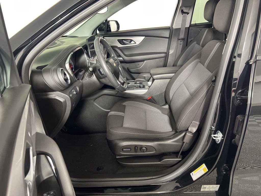 Used 2023 Black Chevrolet LT image 6