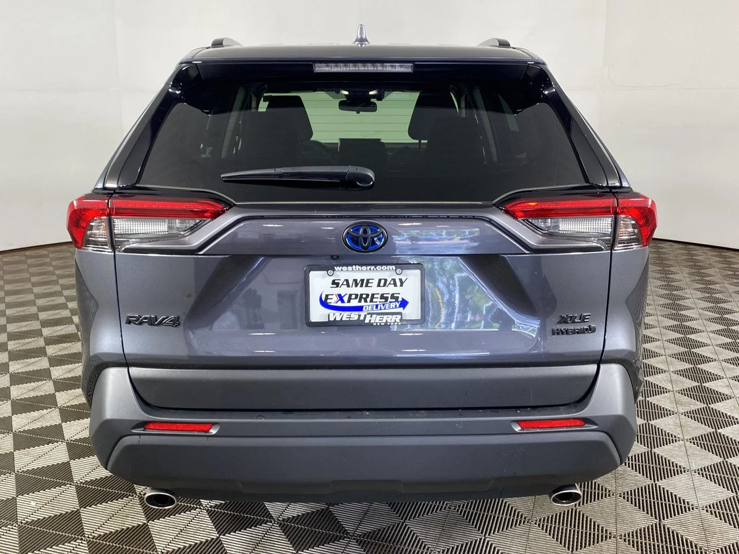 Used 2024 Magnetic Gray Metallic Toyota XLE image 7
