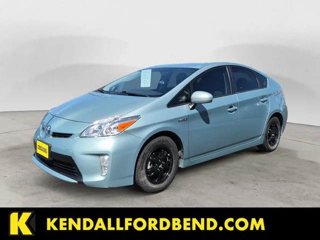2012 Toyota Prius Three's photo
