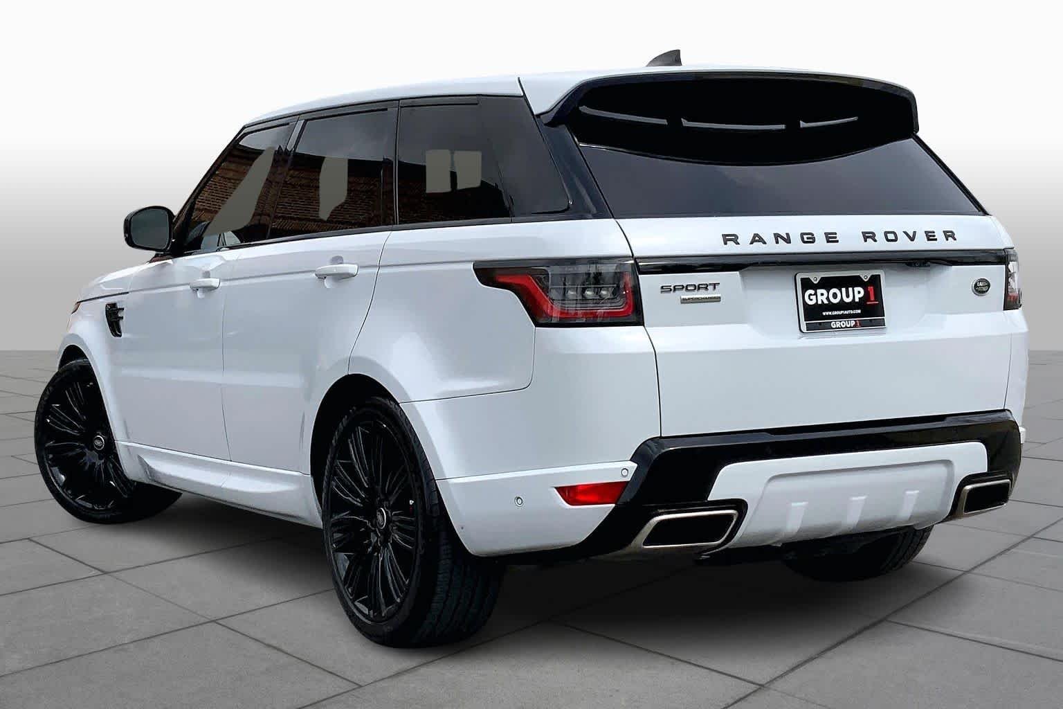 Used 2019 Meribel White Pearl Land Rover Dynamic image 12