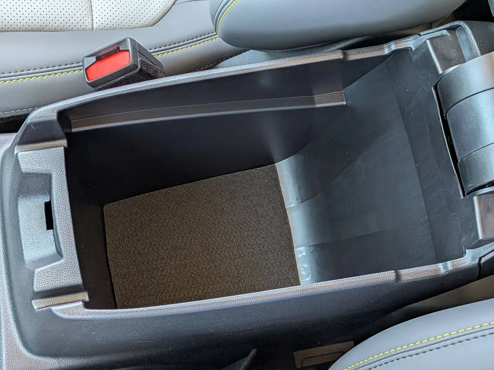New 2026 Azure Gray Metallic Tri-Coat Ford Badlands® image 19