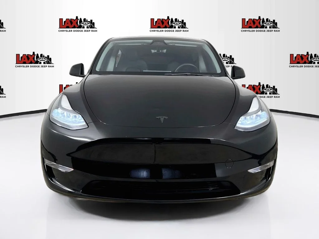 Used 2023 Black Tesla Performance image 1