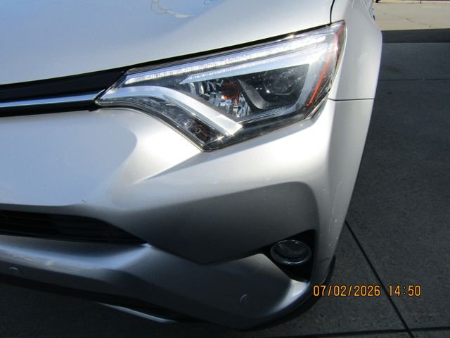 Used 2017 Silver Sky Metallic Toyota Limited image 9