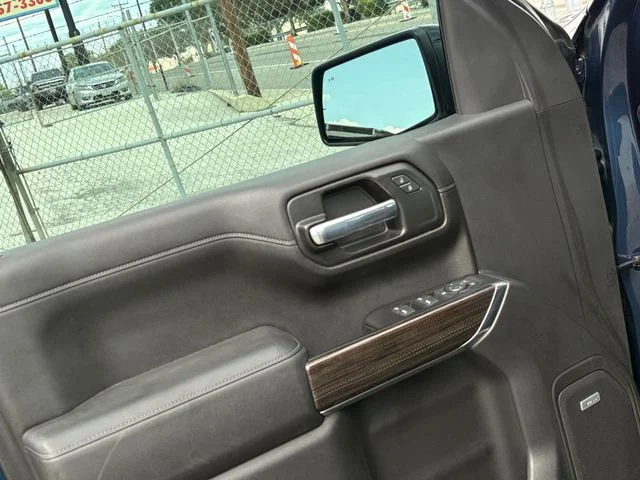 Used 2021 Northsky Blue Metallic Chevrolet LT Trail Boss image 17