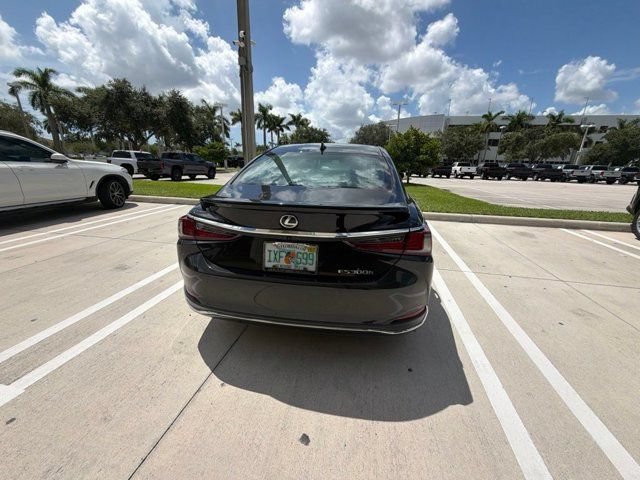 Certified Used 2024 Caviar Lexus ES 300h Luxury image 8