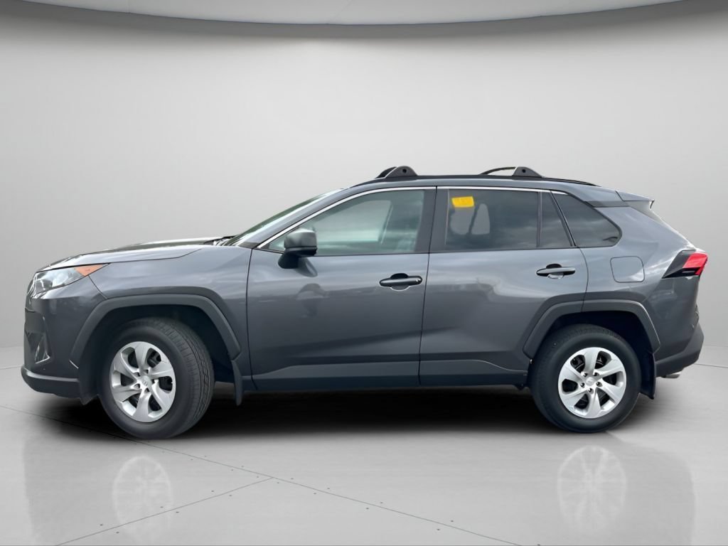Used 2021 Magnetic Gray Metallic Toyota LE image 13