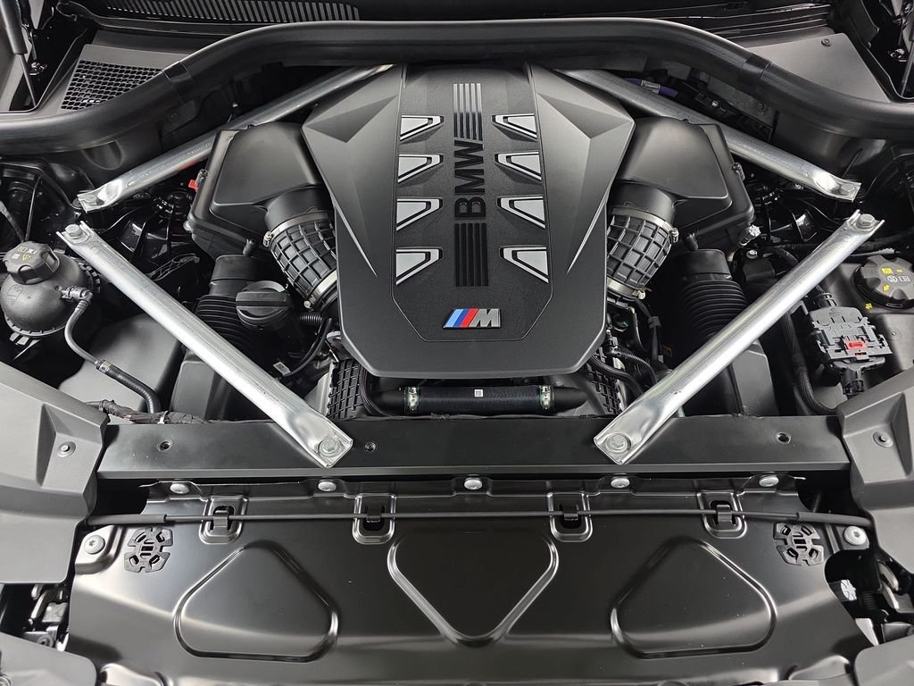 New 2026 Black Sapphire Metallic BMW M60i image 30