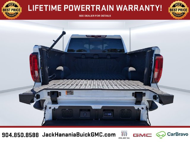Used 2025 White GMC AT4 image 15