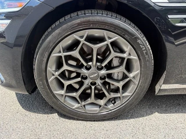 Used 2021 Black Genesis 3.5T image 13