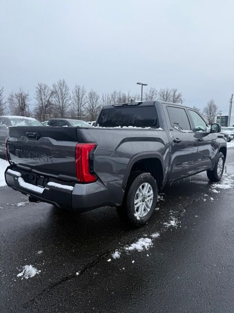 2026 Toyota Tundra SR5 - Photo 8